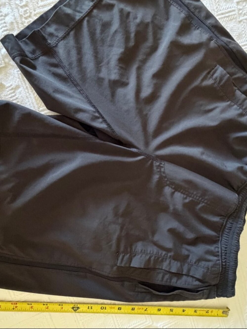 Lululemon Black Athletic Shorts Drawstring 7" Inseam